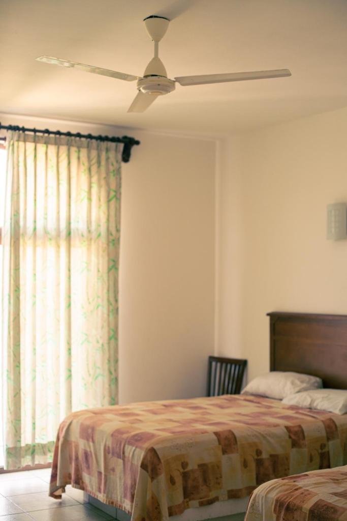Hotel Caracol Plaza photo 3