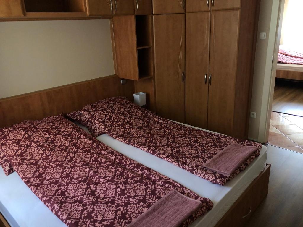 Апартаменты (Апартаменты с 2 спальнями (для 4 взрослых)), Alina apartmanok