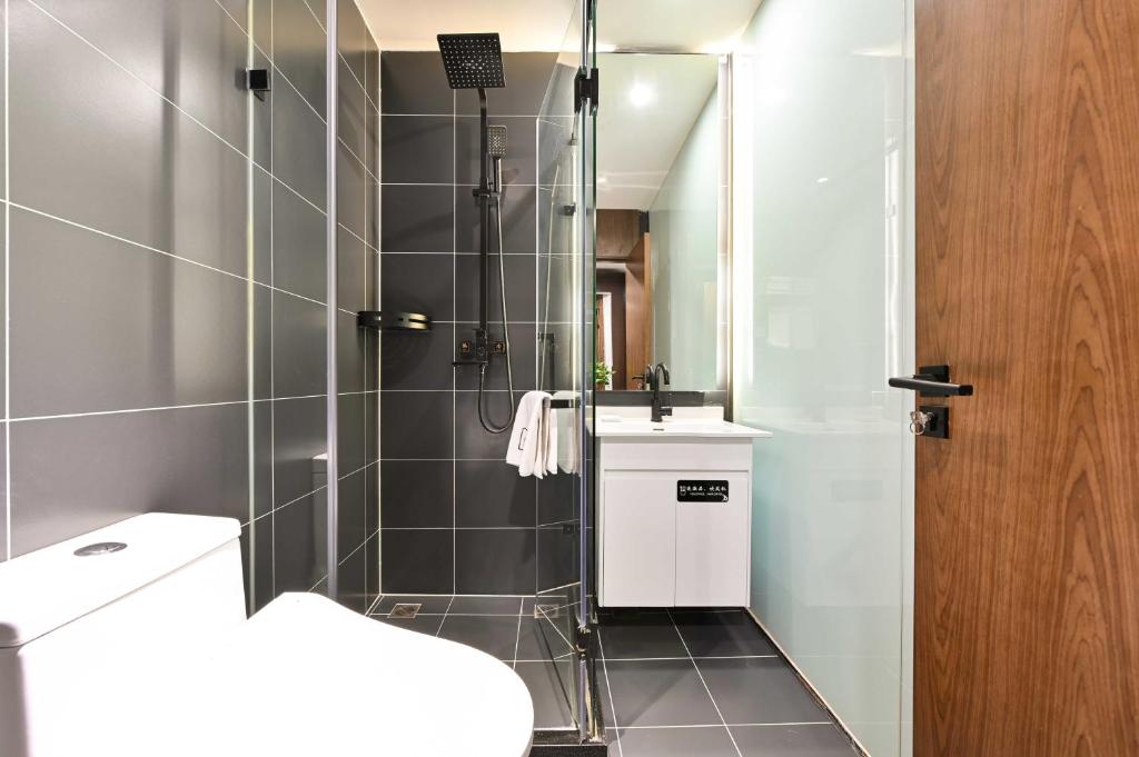 Двухместный (Skylight Double Room), Xiao Yuan Alley Courtyard Hotel