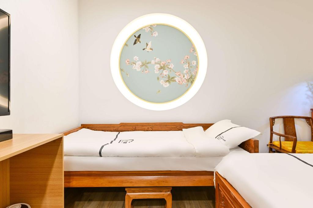 Трехместный (Трехместный номер), Xiao Yuan Alley Courtyard Hotel