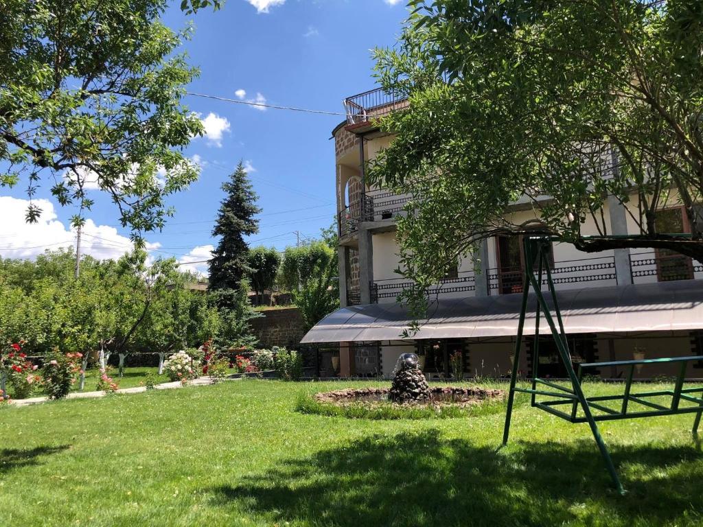 Chez Yvette photo 1