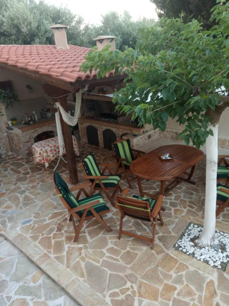 Villa Tsios photo 2