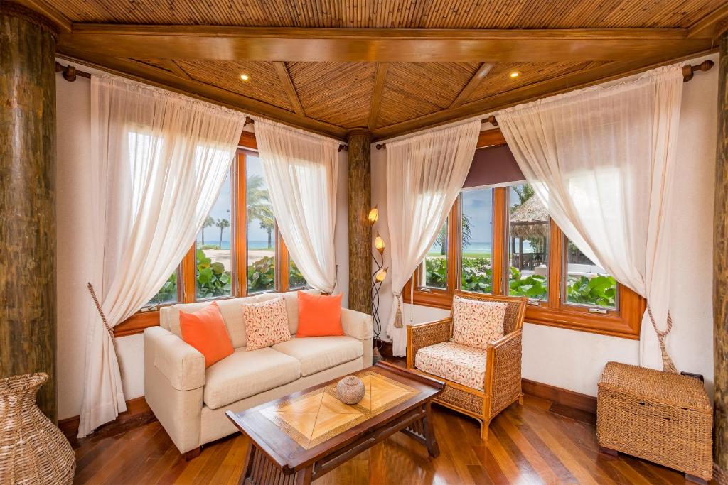 Caleton - Ocean View Villa with Pool, Chef, Butler & Maid photo 4
