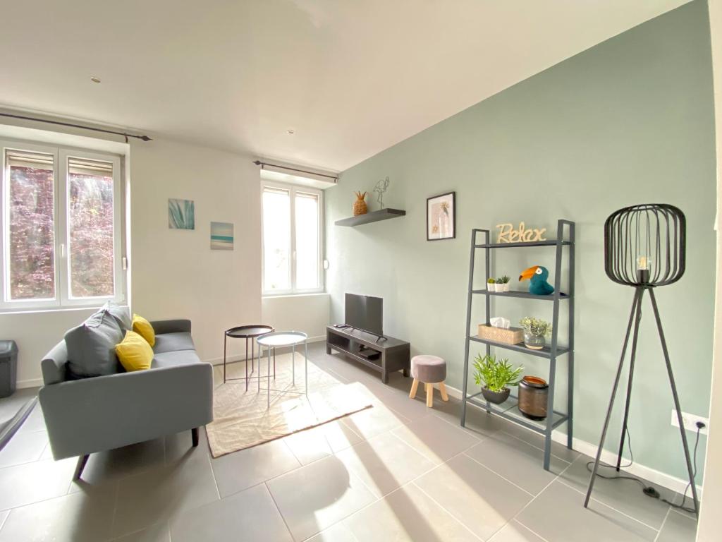 Très beau T2 42m2 lumineux, moderne et rénové avec Fibre photo 3