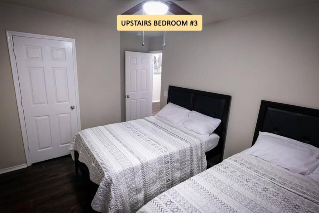 Katy TX 3 Bedrooms 5 Beds - Sandelford photo 3