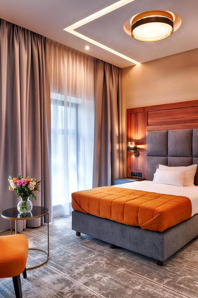 Grand Focus Hotel Szczecin - Tap to explore photos