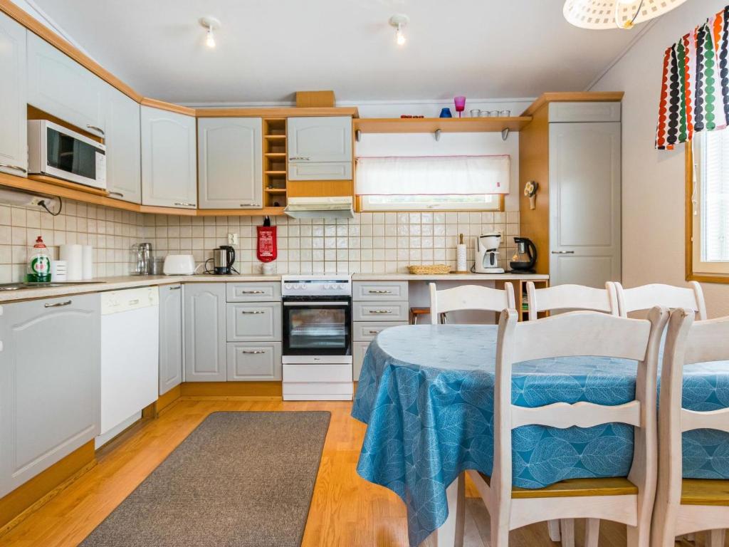 Holiday Home Rukan seitakallio 1- siula by Interhome photo 4