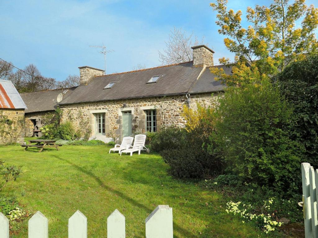 Holiday Home Gîte des Oiseaux - PHA102 by Interhome