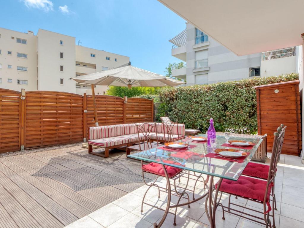 Apartment Les allées du Cap-3 by Interhome photo 2