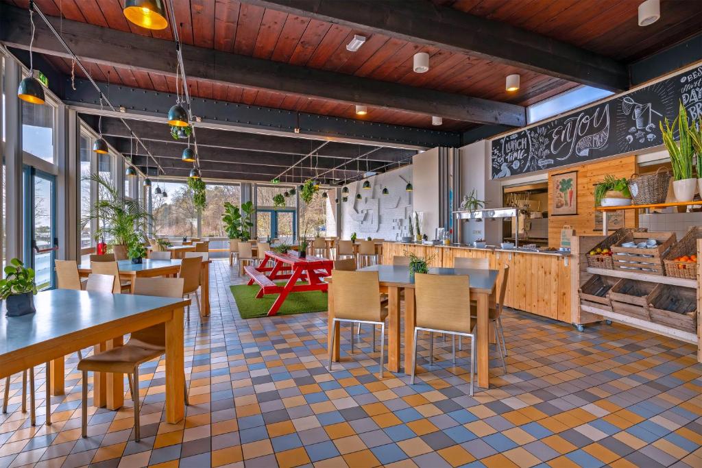 Stayokay Hostel Noordwijk photo 4