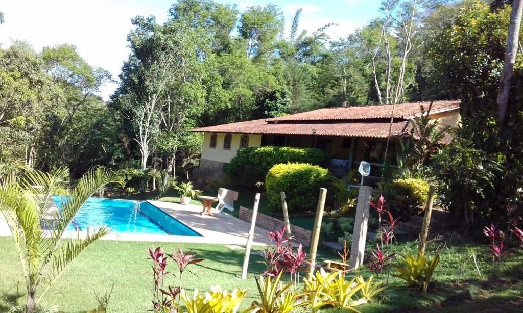 Belíssima Casa Sitio em Condomínio na Serra - Paty do Alferes