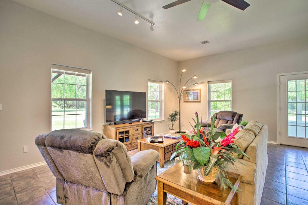 Beautiful Lake Murray Retreat Less Than 1 Mi to Lake! photo 4