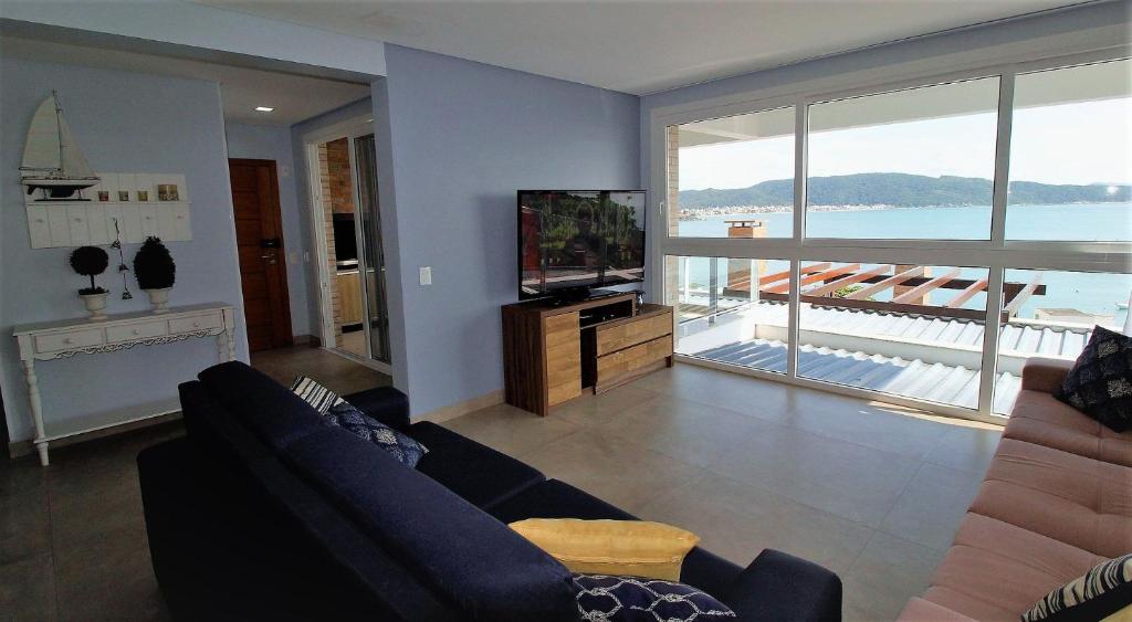1080 - Apartamento com vista para o mar em Bombinhas photo 1