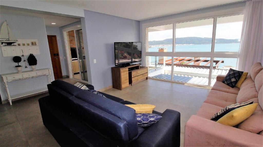 1080 - Apartamento com vista para o mar em Bombinhas photo 3