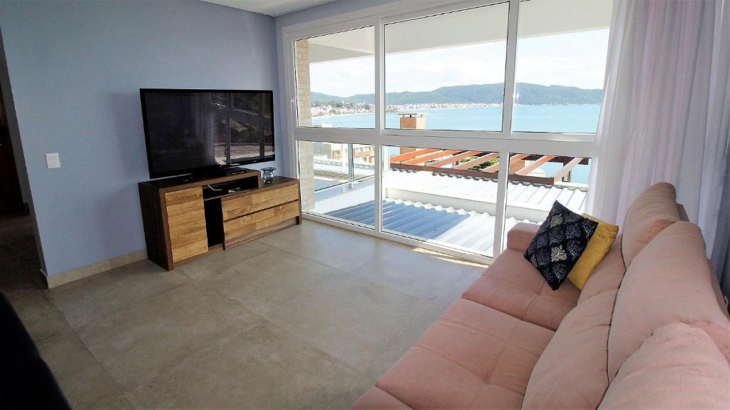 1080 - Apartamento com vista para o mar em Bombinhas photo 4