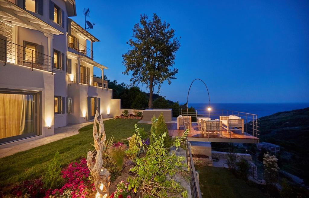 Sunrise Garden Hills photo 1