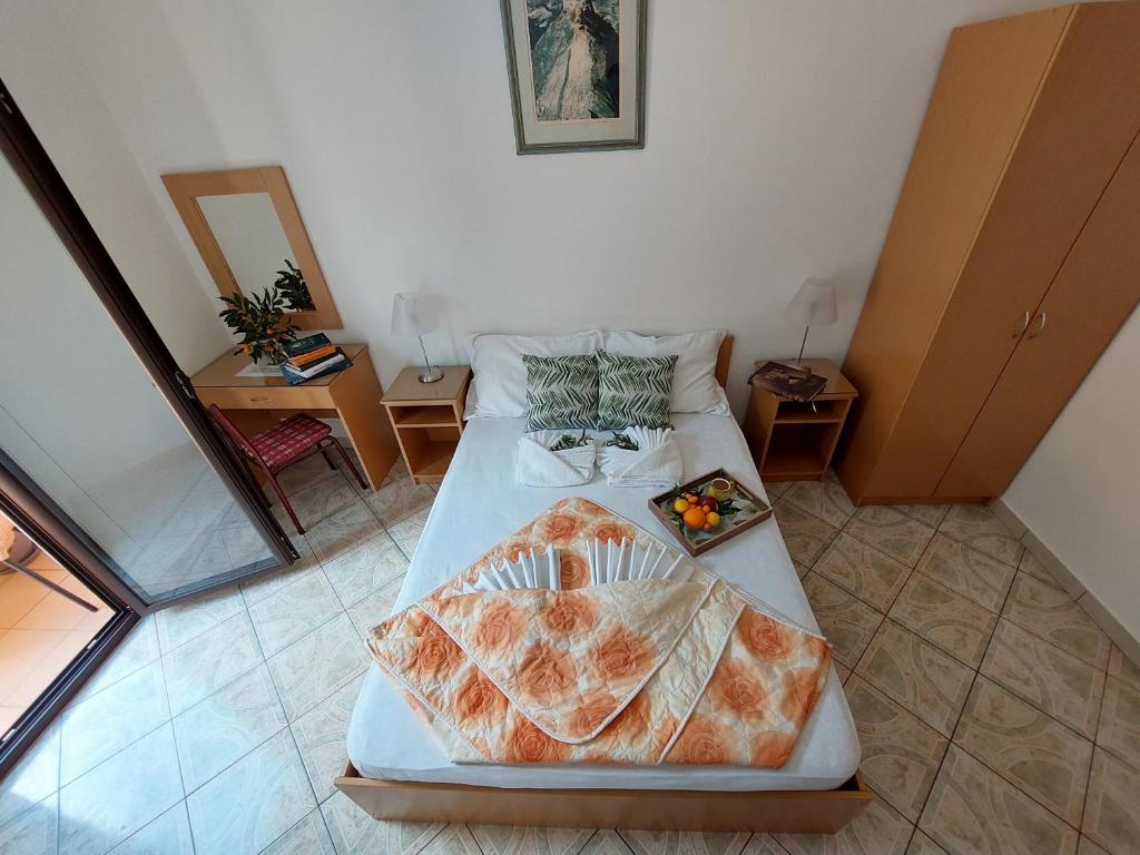 Апартаменты (Апартаменты с 2 спальнями, балконом и видом на море), Apartmani Dalex