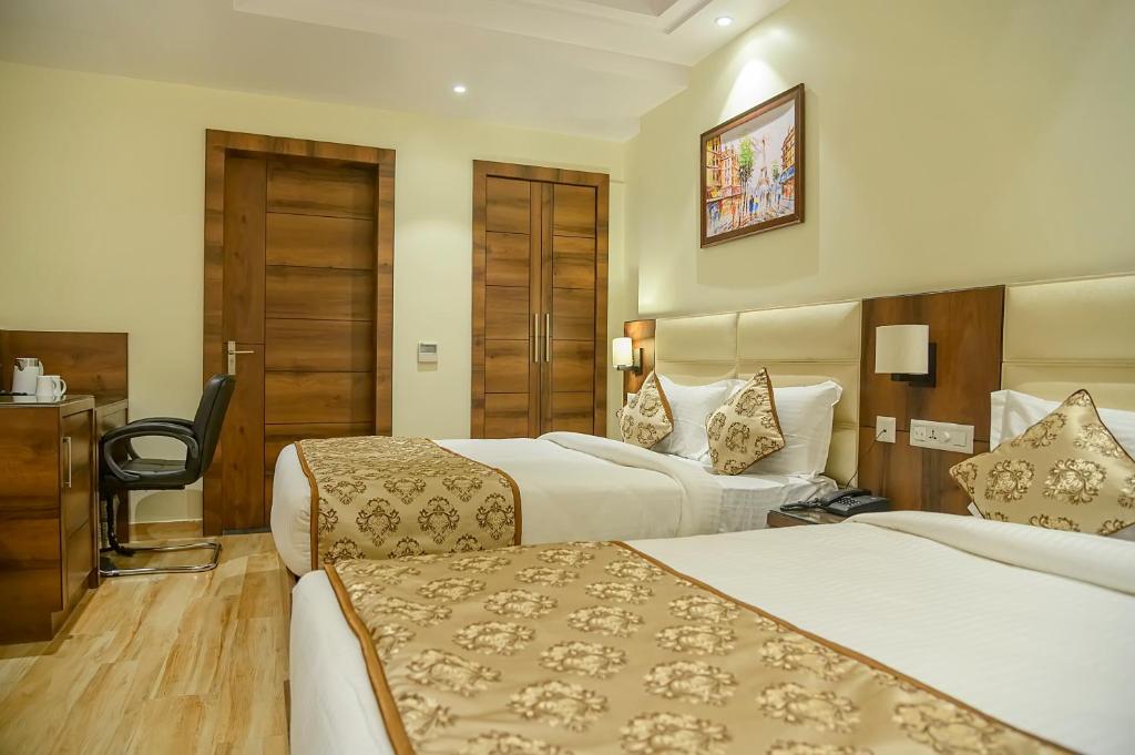 Семейный (Семейный номер), Hotel Hira Inn