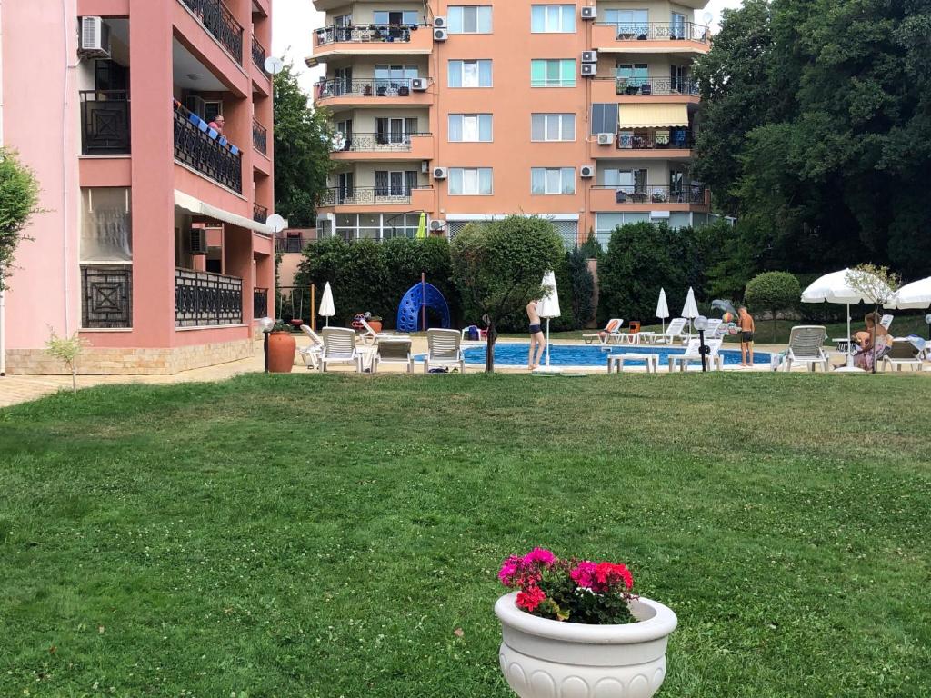 Sunrise apartment Golden Sands photo 3