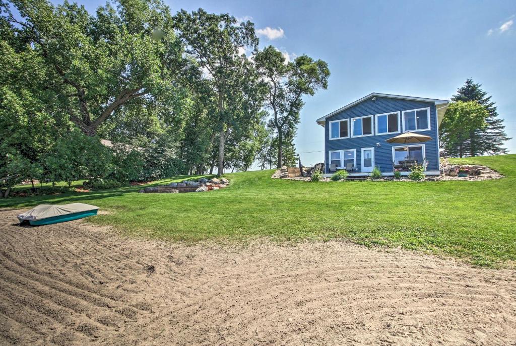 Lake Mary Cottage with Private Beach and Boat Dock photo 2