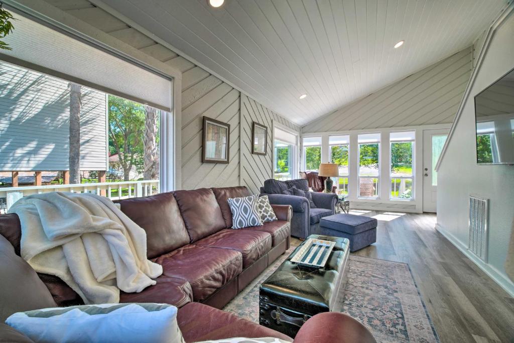 Bright and Breezy Home with Dock on Lake Conroe! photo 2