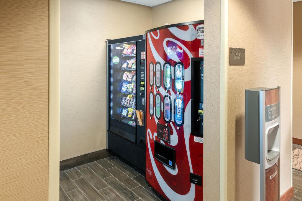 Comfort Inn & Suites West - Medical Center photo 1