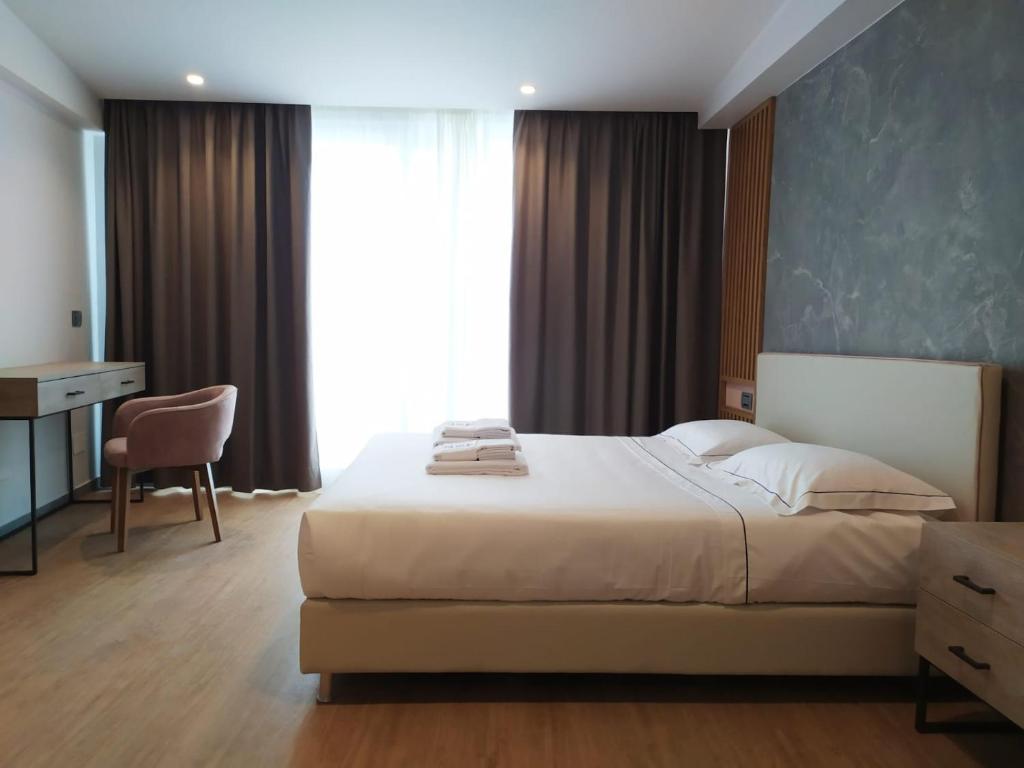 Hotel Byron photo 1