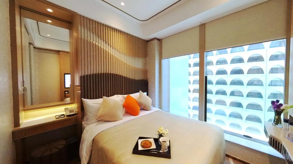 Burlington Hotel photo 2