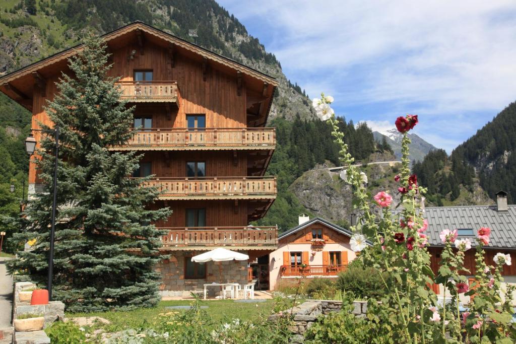 Chalet Bouquetin- Bellecôte 28 to 34 people