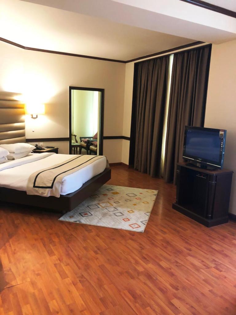 Hotel President photo 2