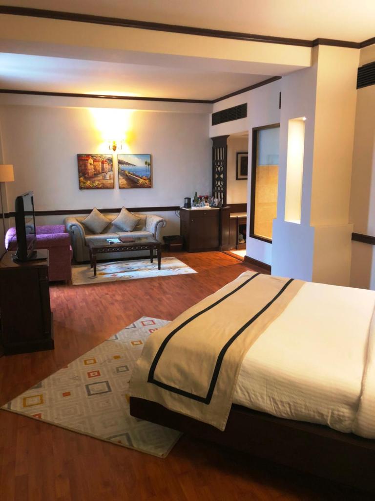 Hotel President photo 1