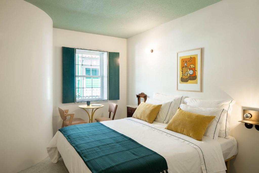 Covelo - The Original Rooms and Suites photo 1
