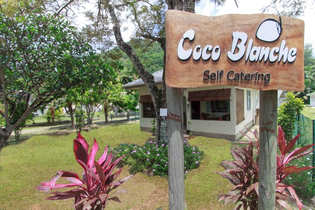 Coco Blanche photo 1