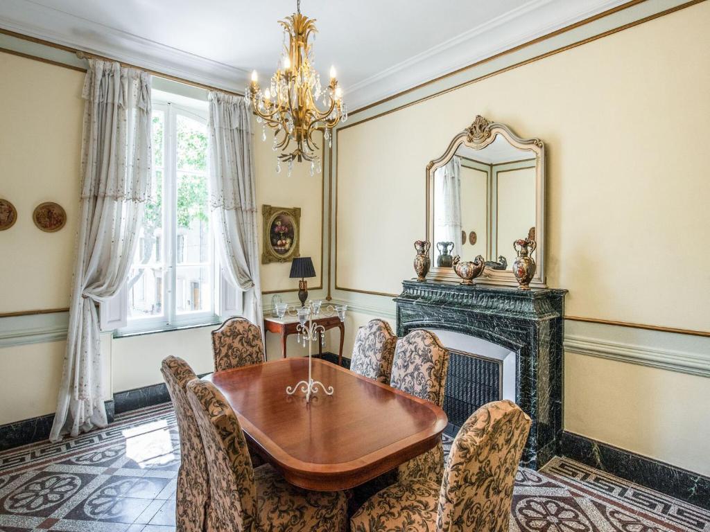 Elegant holiday home near the Canal du Midi photo 3