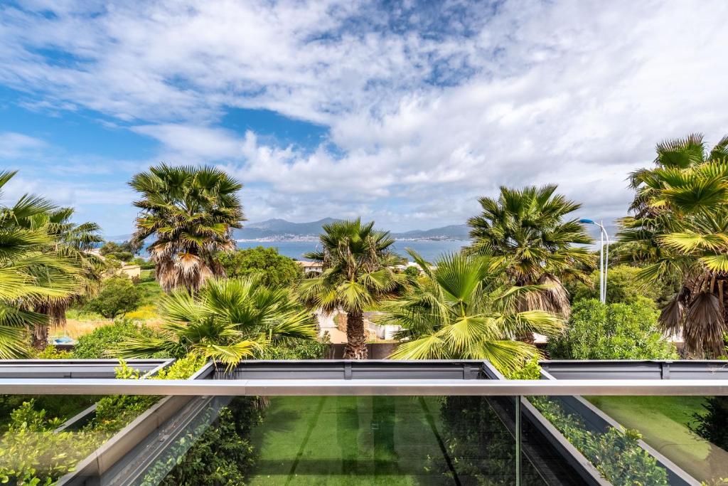 Les Jardins de la Palmeraie - Sublime vue sur la baie dAjaccio photo 4