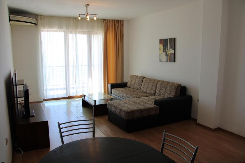 Апартаменты (Апартаменты с видом на море), Menada Rocamar Apartments
