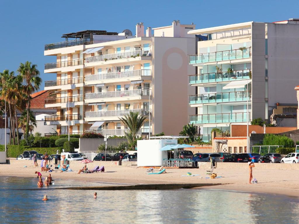 Apartment Cannes Bay-2 by Interhome