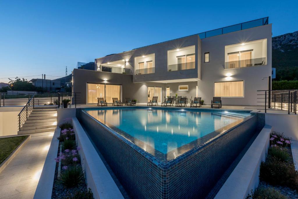 Luxurious Villa Meri photo 4