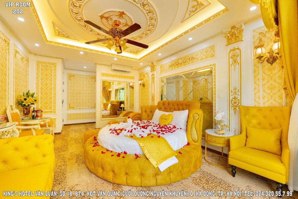 King's Hotel Văn Quán