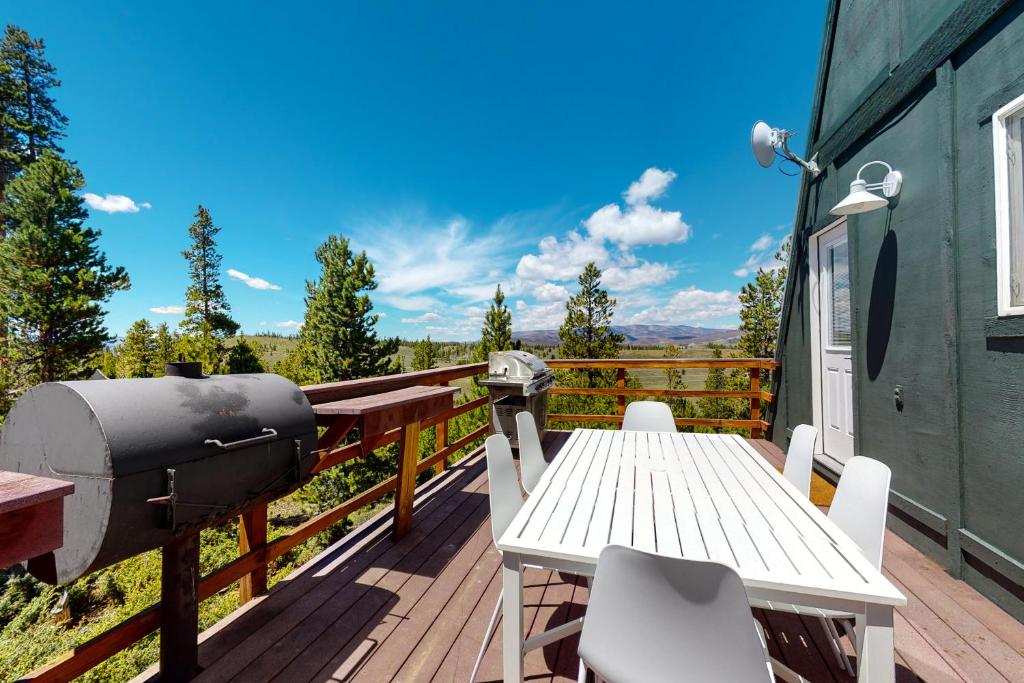 Granby Lake Getaway photo 1