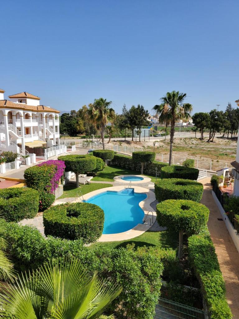 LUJOSO ADOSADO de TRES HABITACIONES en VERA PLAYA A 200 METROS DEL MAR photo 1