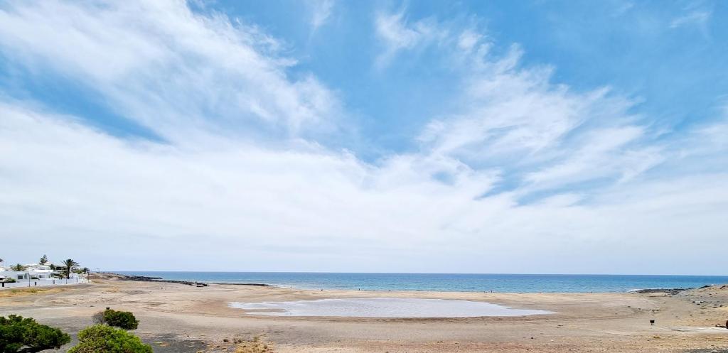 Luxury Coral Beach first line of the sea photo 2
