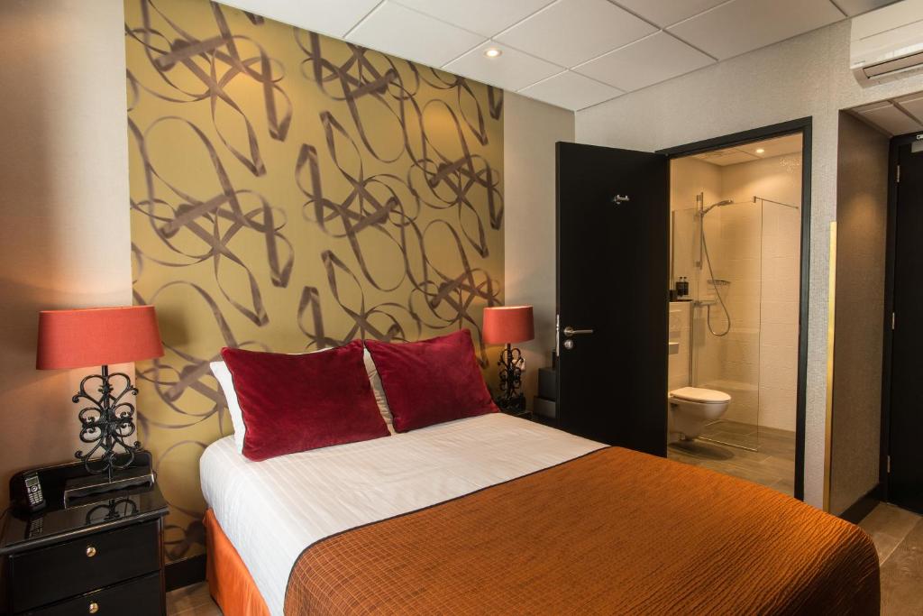Двухместный (Небольшой двухместный номер с 1 кроватью), Hotel Sebastians
