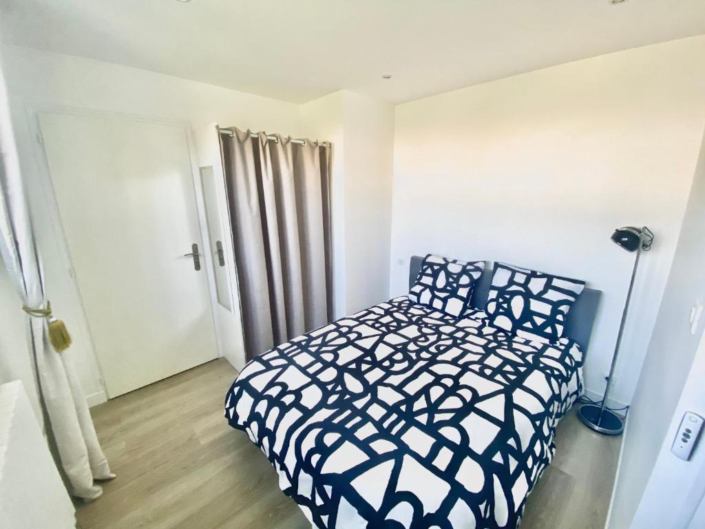 Appartement Cholet les Halles coté jardin photo 3