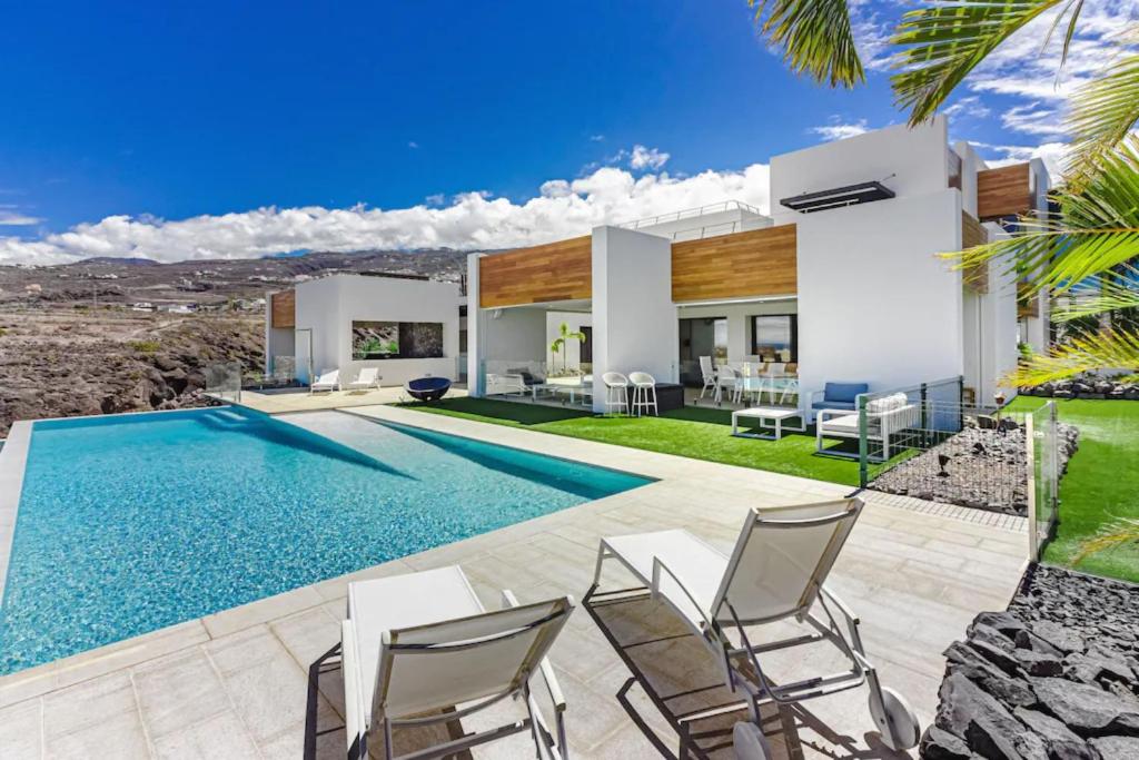 Karat Villa Playa Paraiso