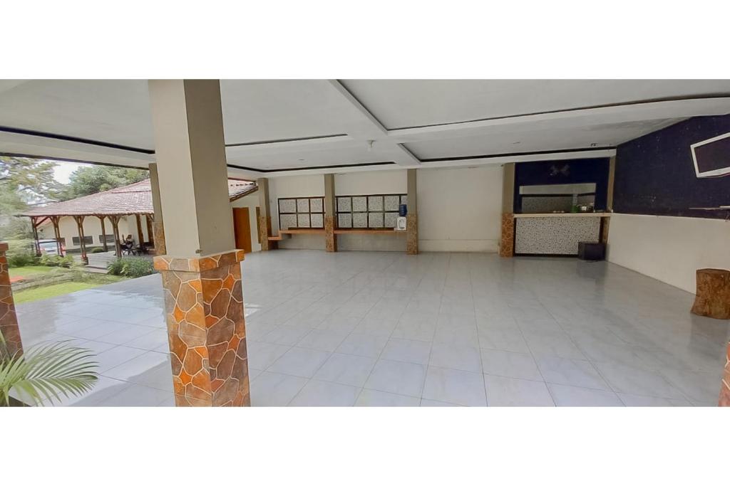 Hotel Sri Indrawati Puncak Mitra RedDoorz