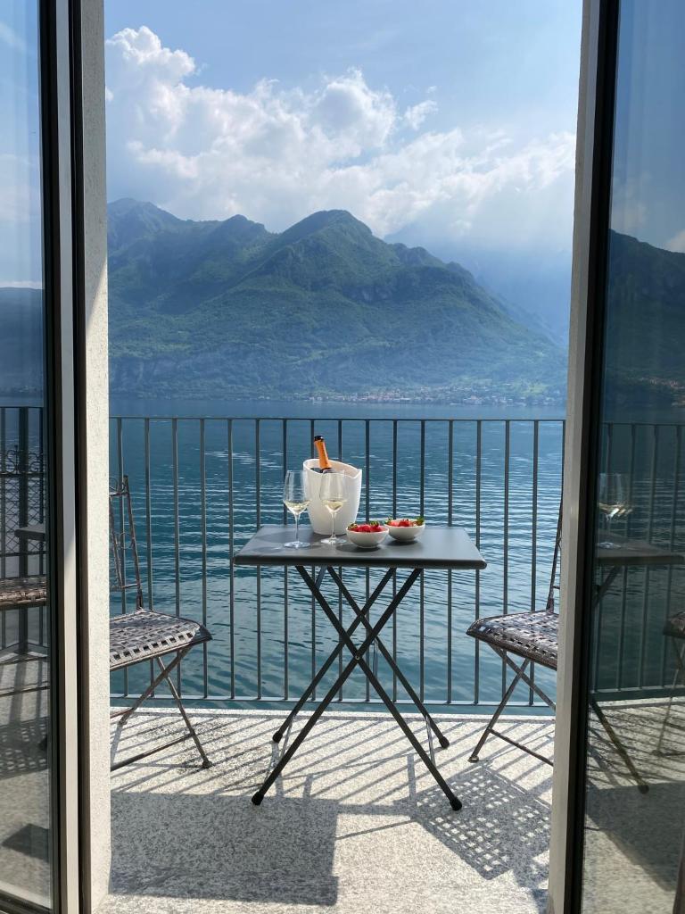 Al Molo 5 - Lake Front Room Type - King Room with Lake View