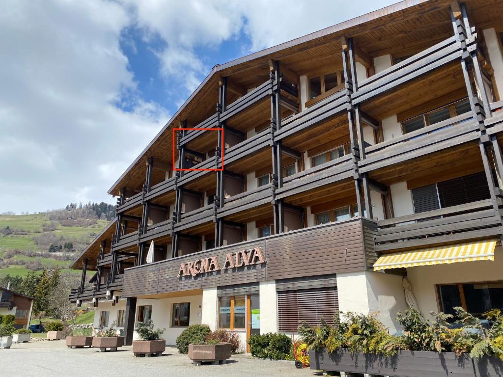 Moderne Ferienwohnung in Laax - Modern apartment in Laax photo 1