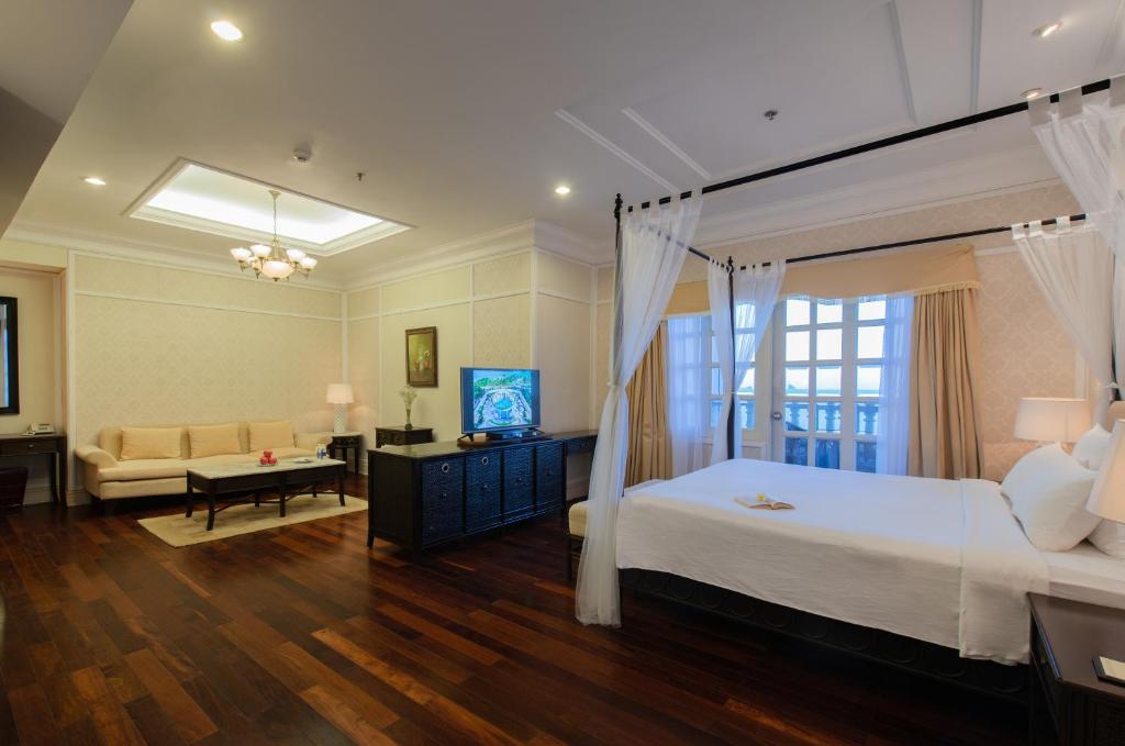 Сьюит (Представительский люкс), Sunrise Nha Trang Beach Hotel & Spa