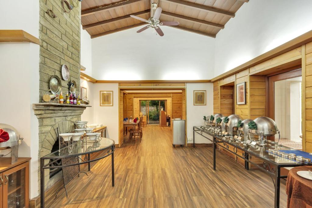 Club Mahindra Binsar Villa photo 4